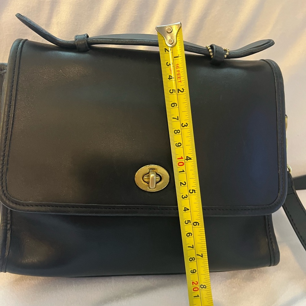 Vintage Coach Court Bag - Picture 4 of 6